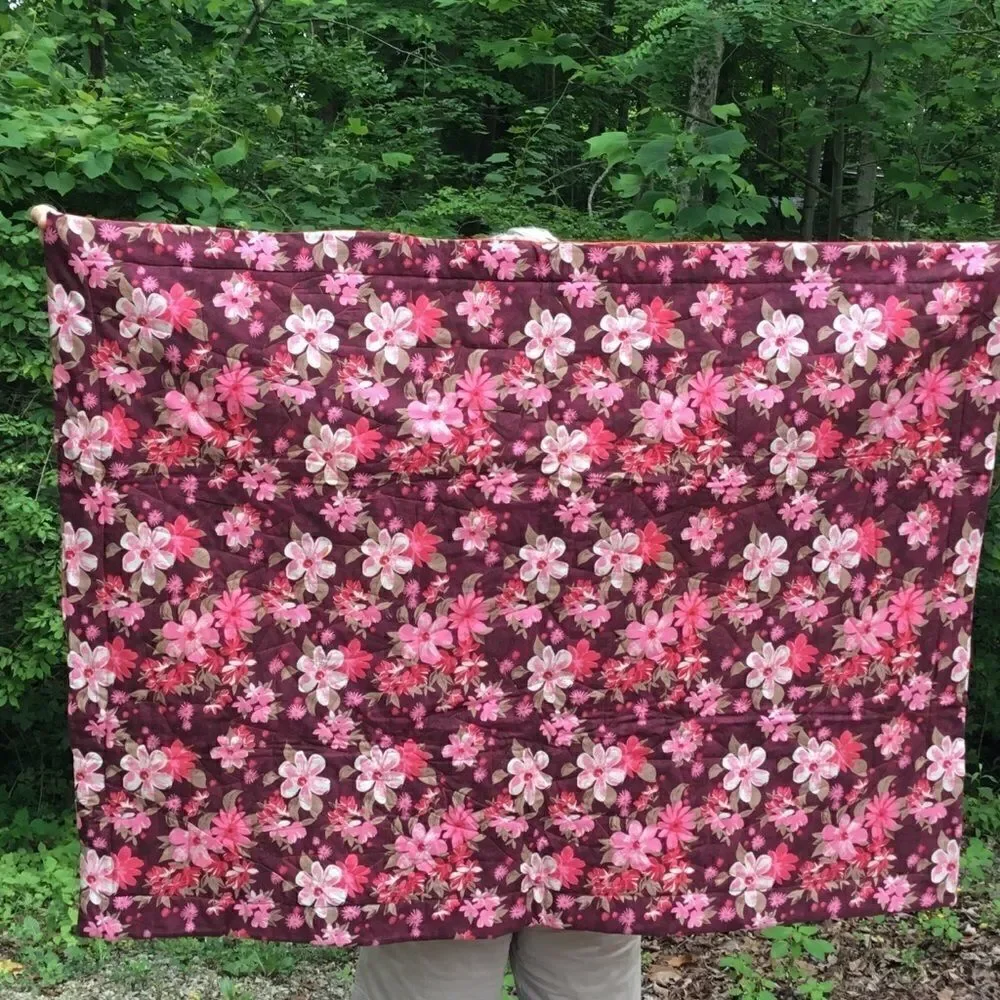 NWT. Hand Crafted Quilted Fall Colors Quilt